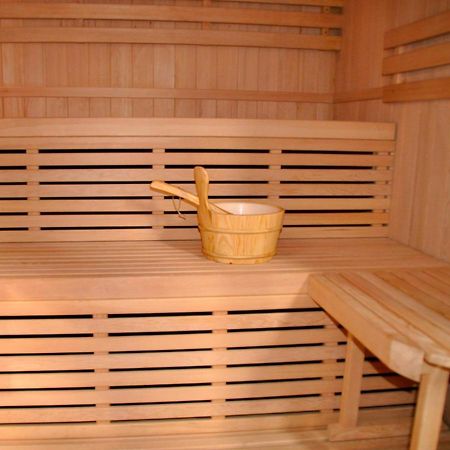 Huis Nummer 7 Met Sauna En 3 Slaapkamers Leeuwarden Luaran gambar